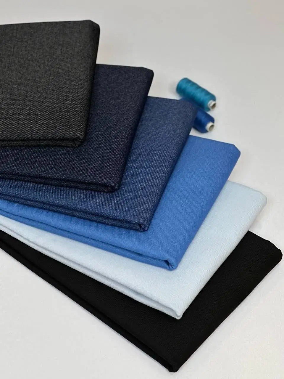 جنس پارچه ✂️ لی ضخیم 🤩
