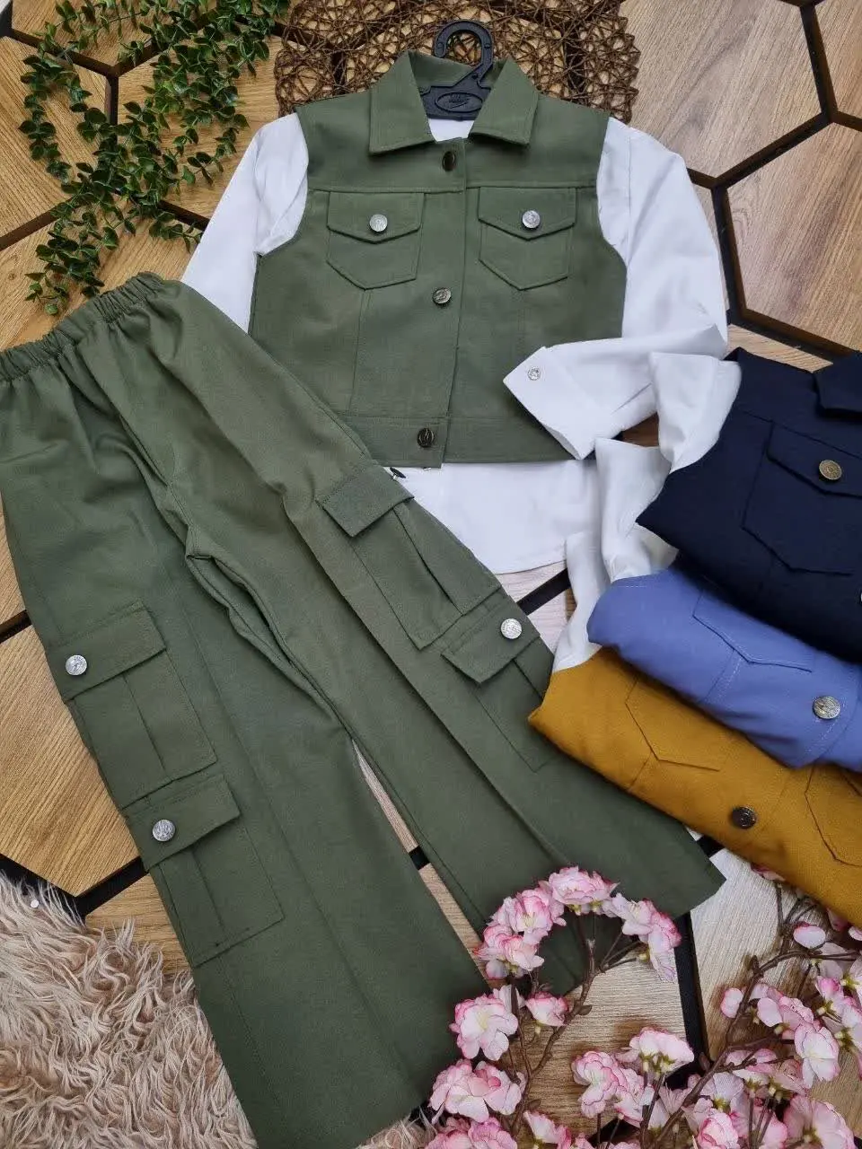 🇮🇷🧥🧶👗👚👔🎽👕👖💎
