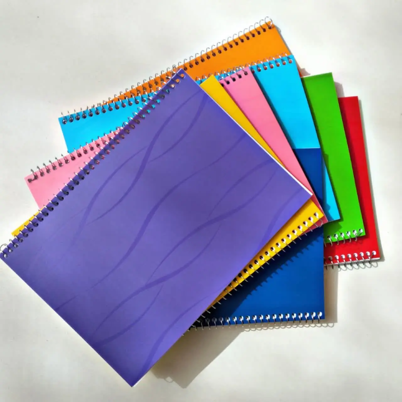 📌 نام محصول: دفتر خط دار طل...