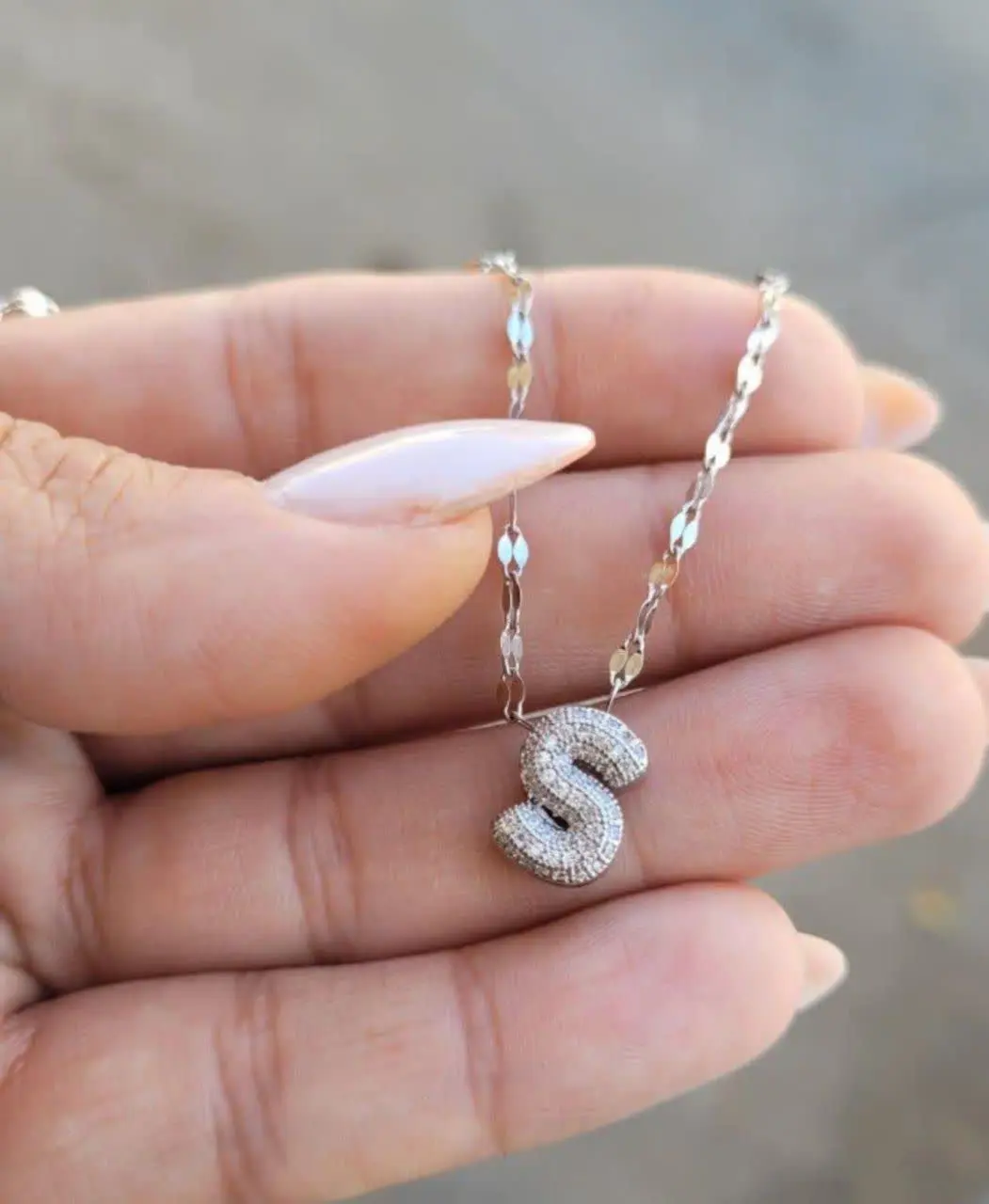 💍گردنبند حروف فول نگین با ز...