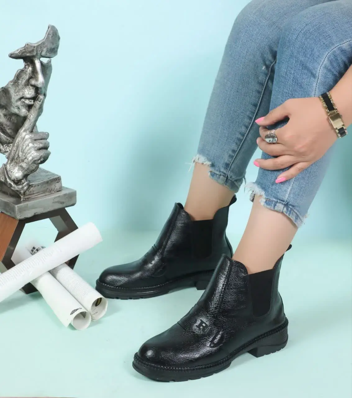 نیم ساق دیور 
