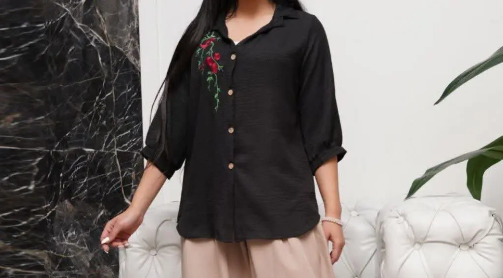 اینم یه مدل زیبا و خاص پسند 😍با یه گلدوزی فوق العاده زیبا🥰 بدون نیاز به اتو کردن🫣
