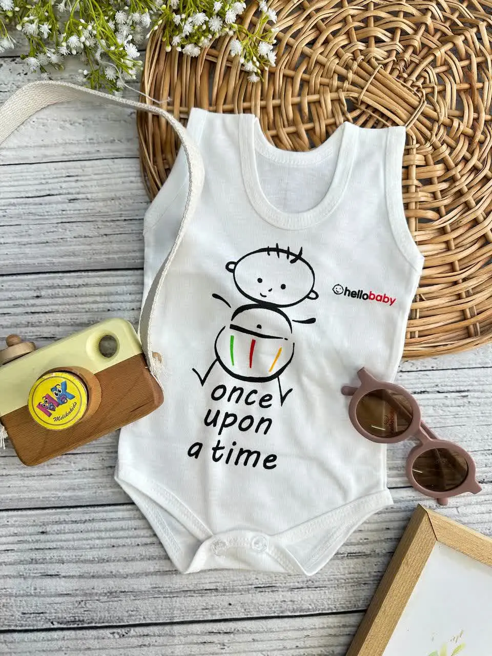 بادی زیردکمه طرح آدمک سفید نوزادی و کودک کد ۱۱۸۱۰۲ 
