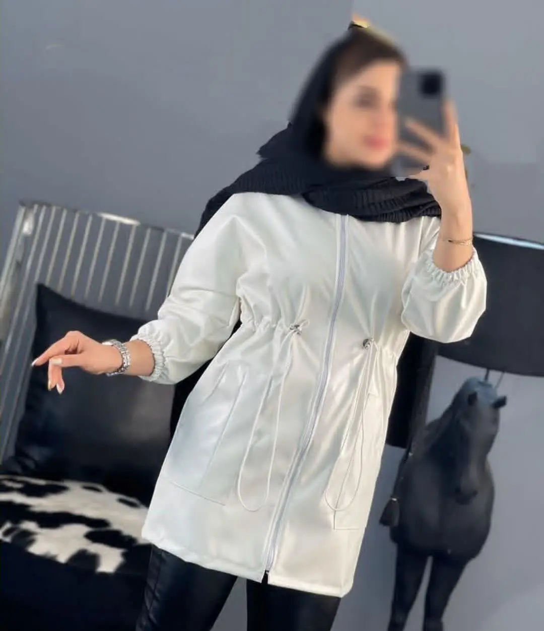 نام: مانتو چرم دانشجوی ۱۰
