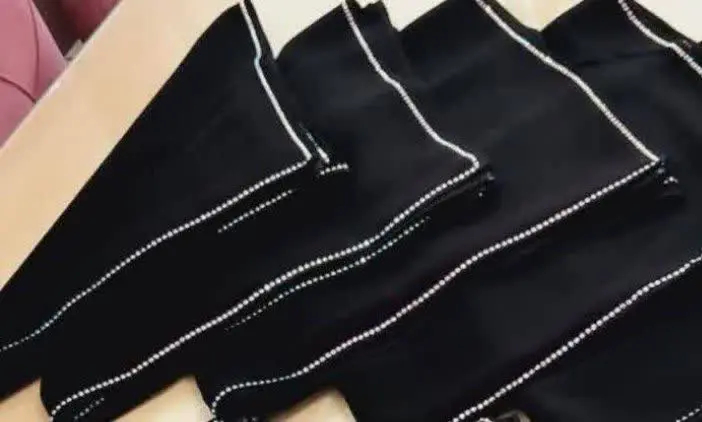 ❤️🥀🌹مدل خطی با نگین هفت رنگ 
