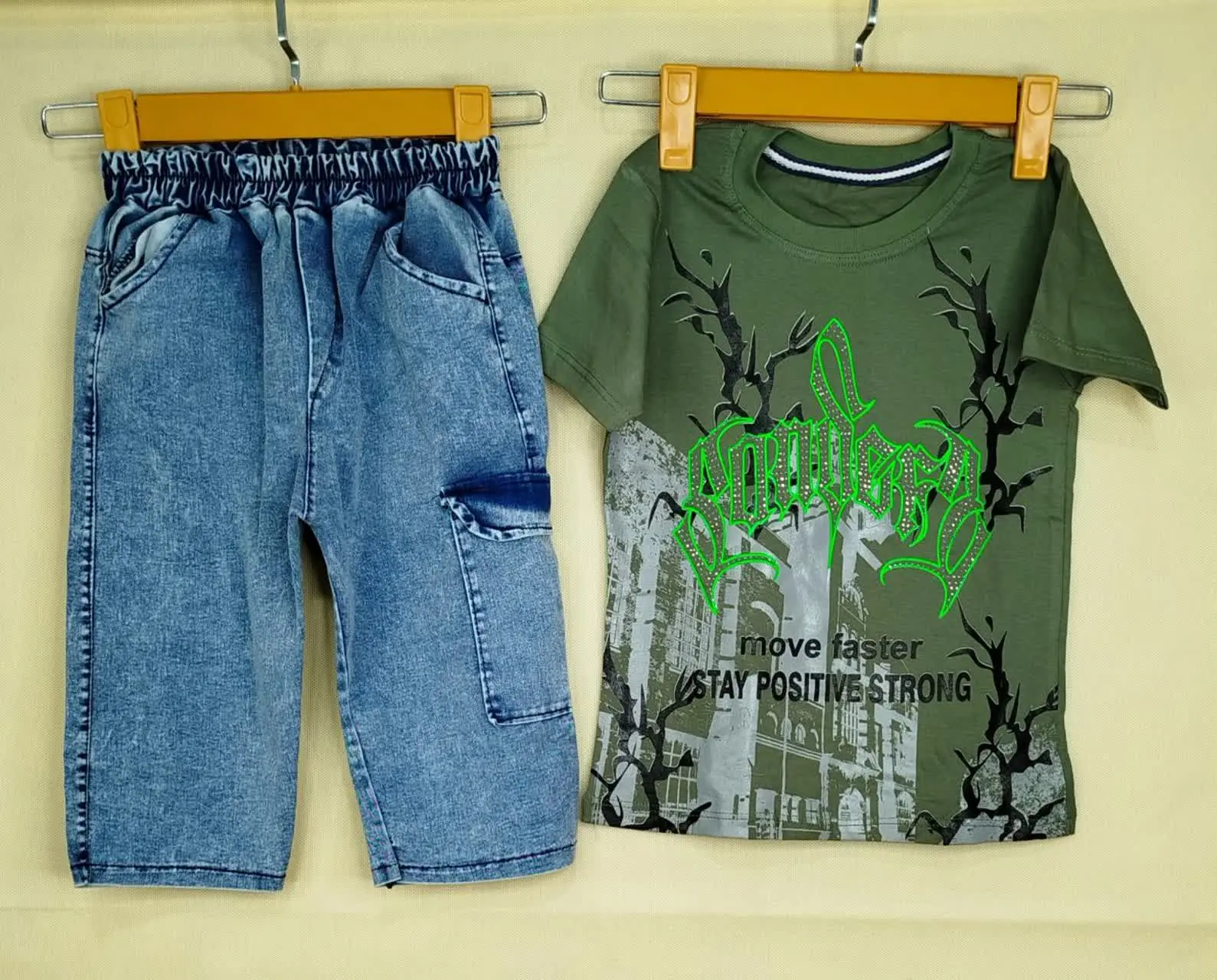 تیشرت شلوارک جین نگین دار