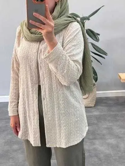 🌸 نام: شومیز روژینا
