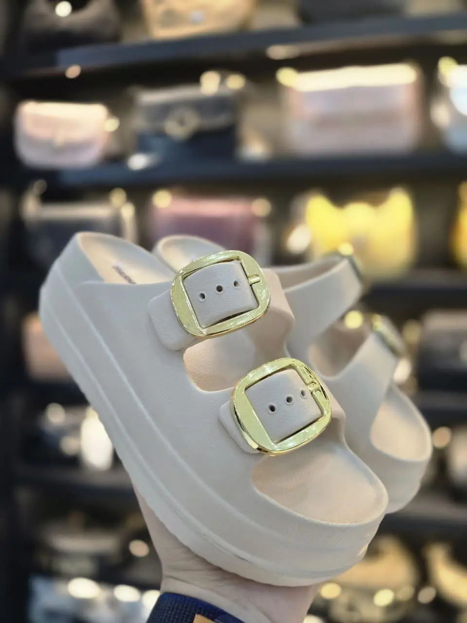 دمپایی نقره زنانه