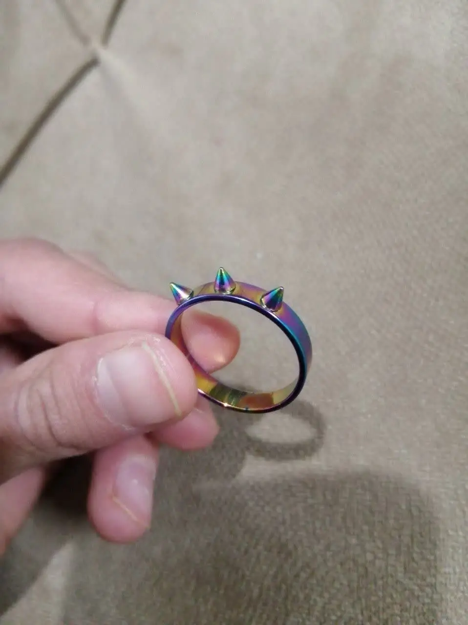 حلقه‌ی استیل هفت رنگ
