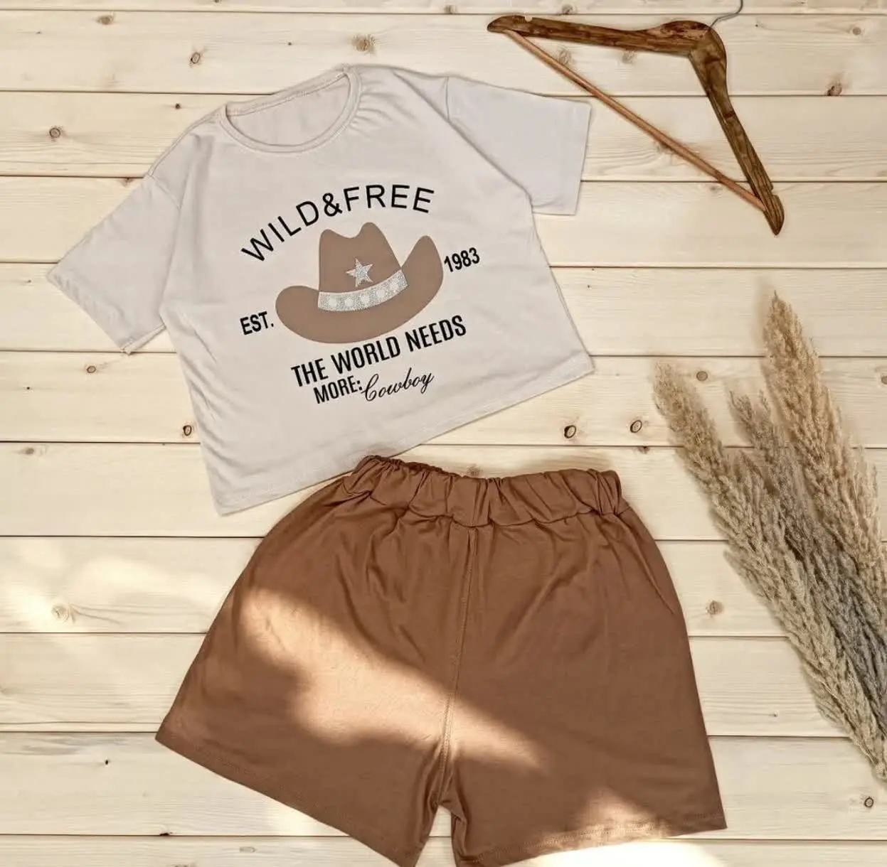 🎀 کراپ شورتک زنانه کلاه نگینی