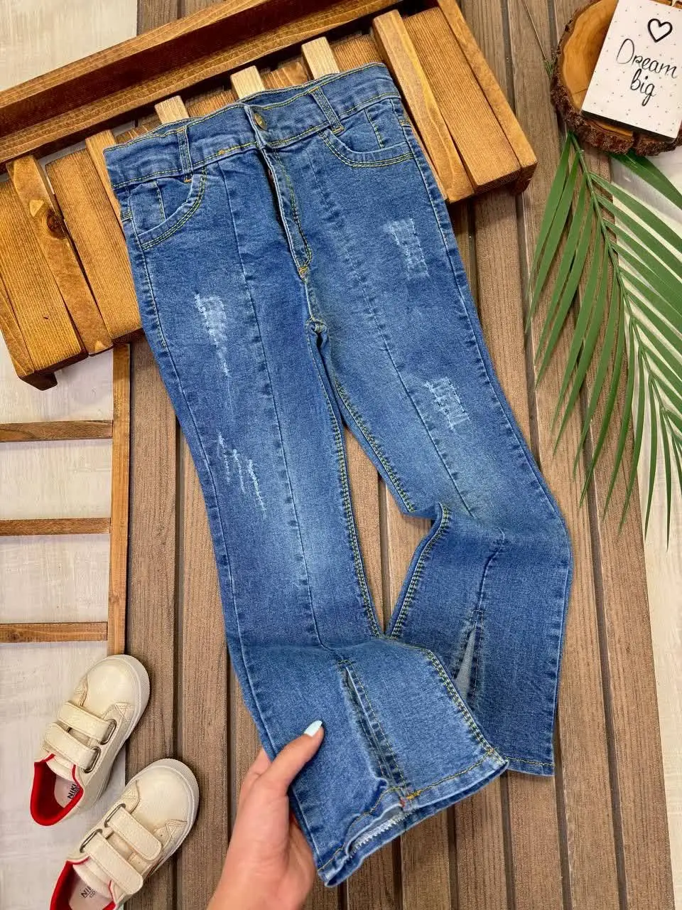 شلوار جین بوت کات
