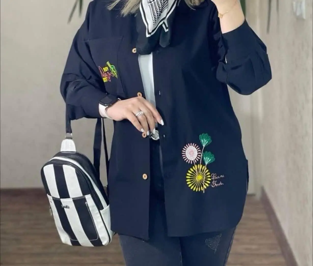 نام: مانتو قاصدک 
