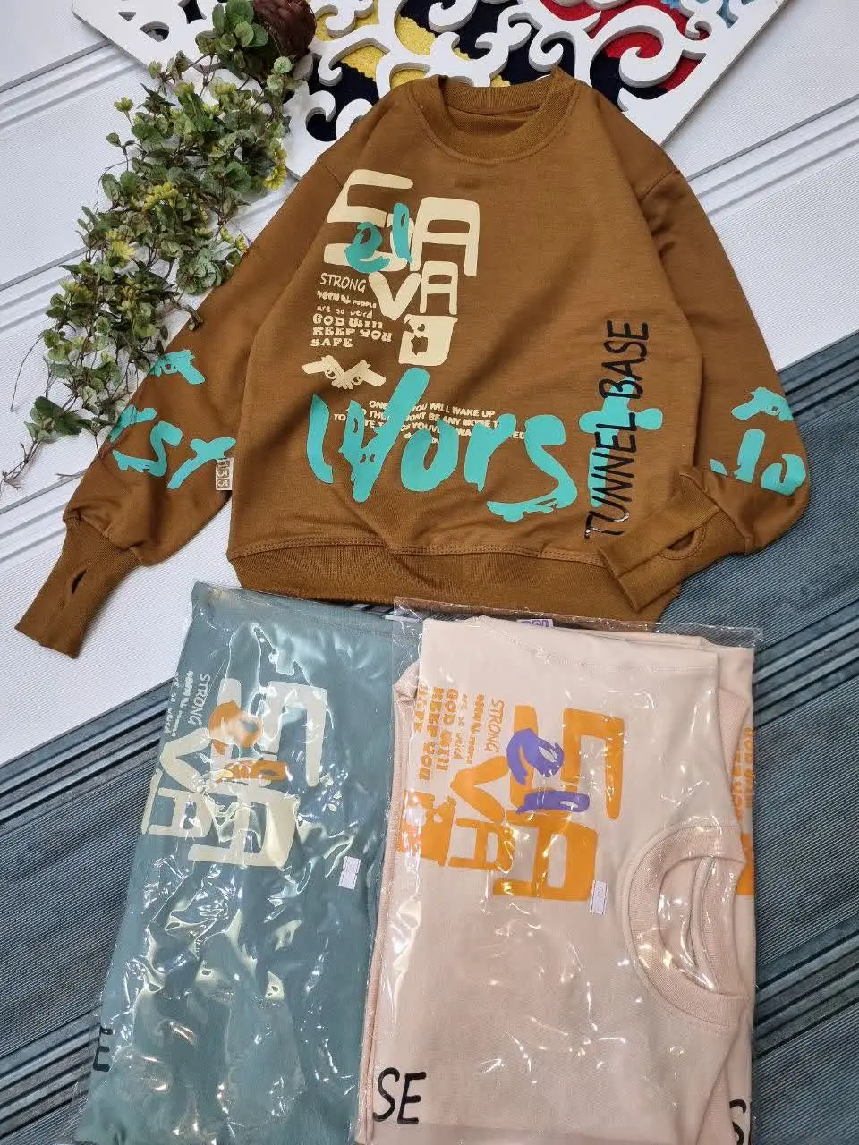 🇮🇷🧥🧶👗👚👔🎽👕👖💎
