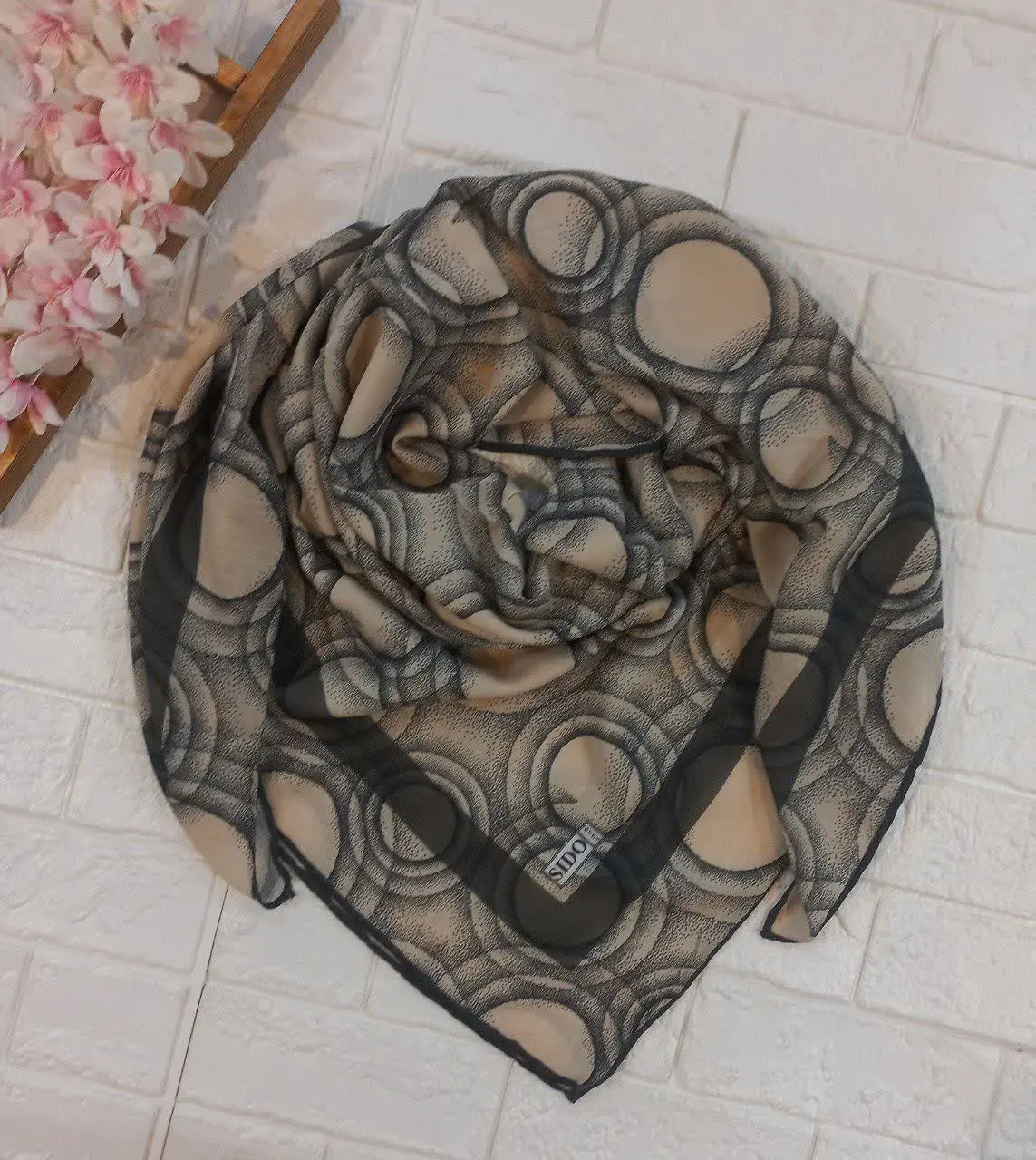 ‏کد ۶۸۴/۶۷۵۱ (۱۵۵gr) 
