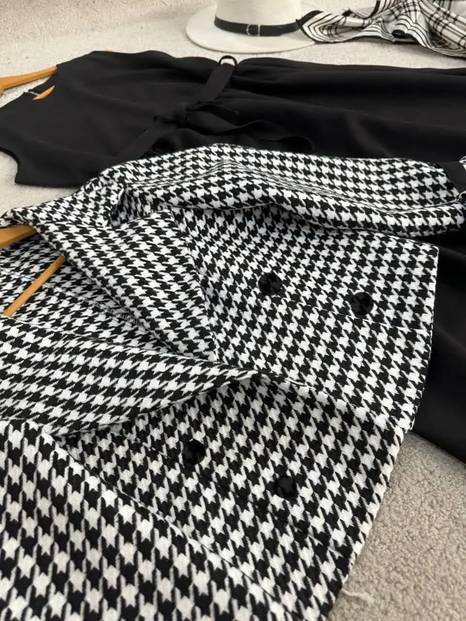 🍁 نام: کت سارافون پیچازی 
