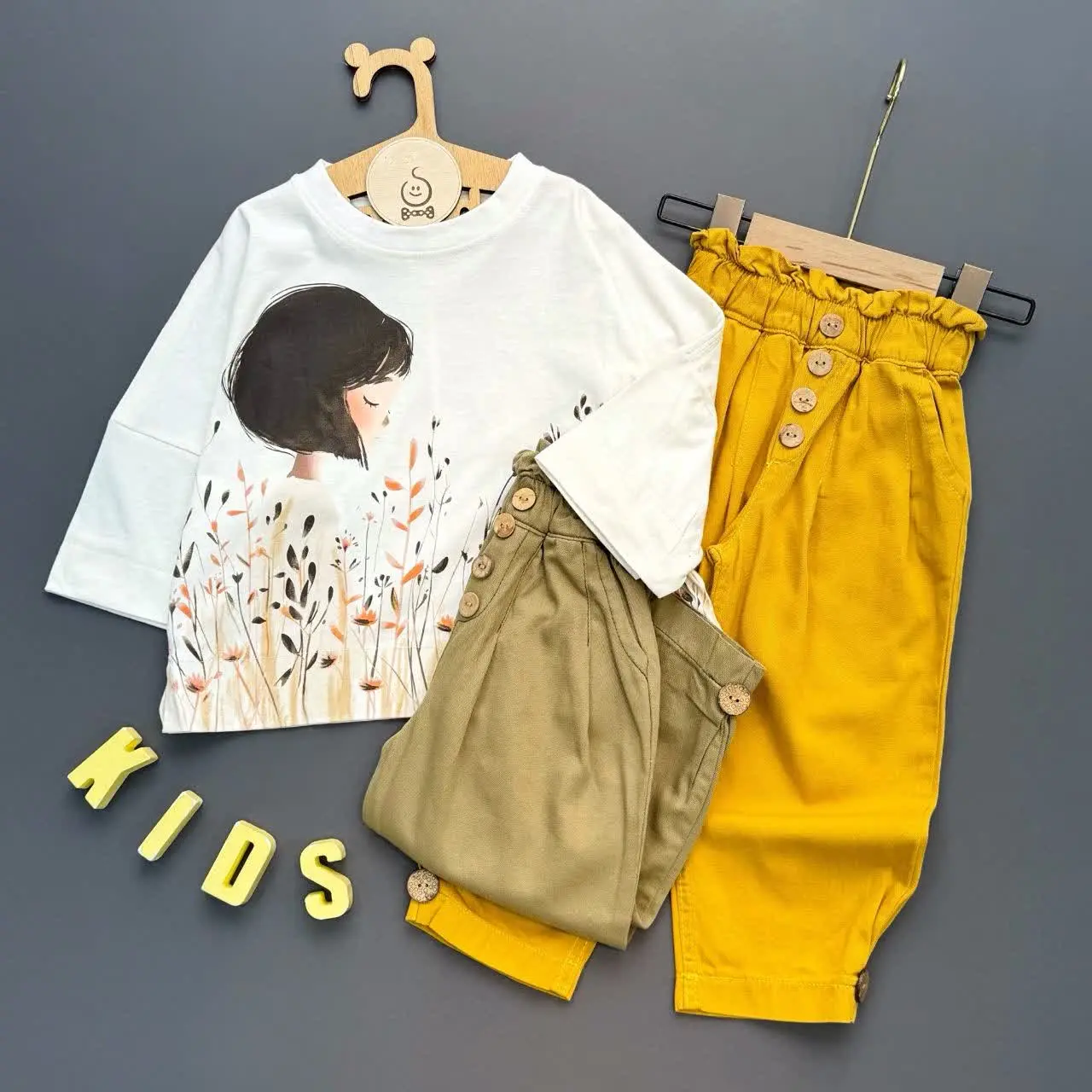 کراپ و شلوار
