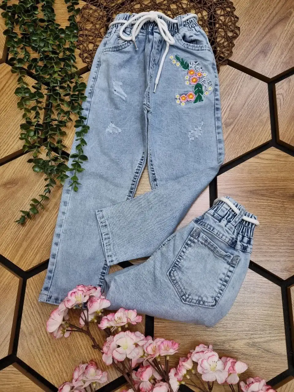 👖شلوار لی مام اسلپ گلدوزی 👫