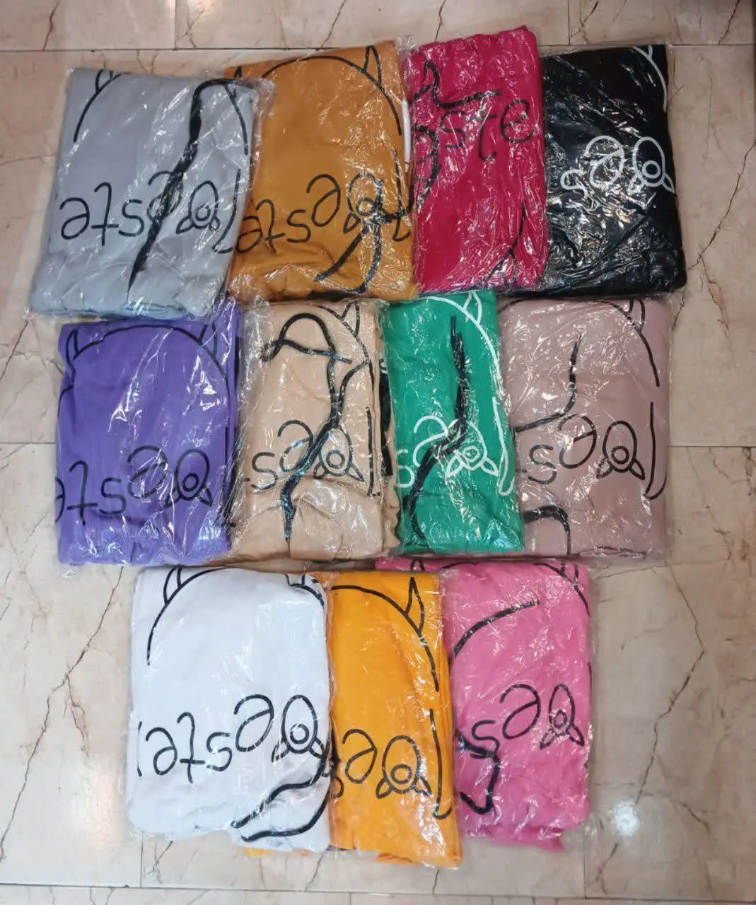 👚نام: هودی Monster
