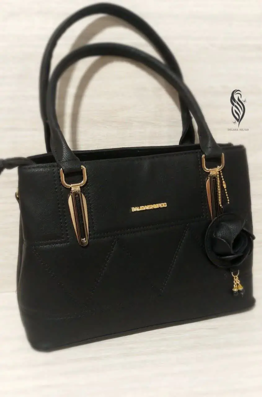 نگم از محبوبیت این کیف که تو فروش حضوریمون پرفروش بوده😍🥰
