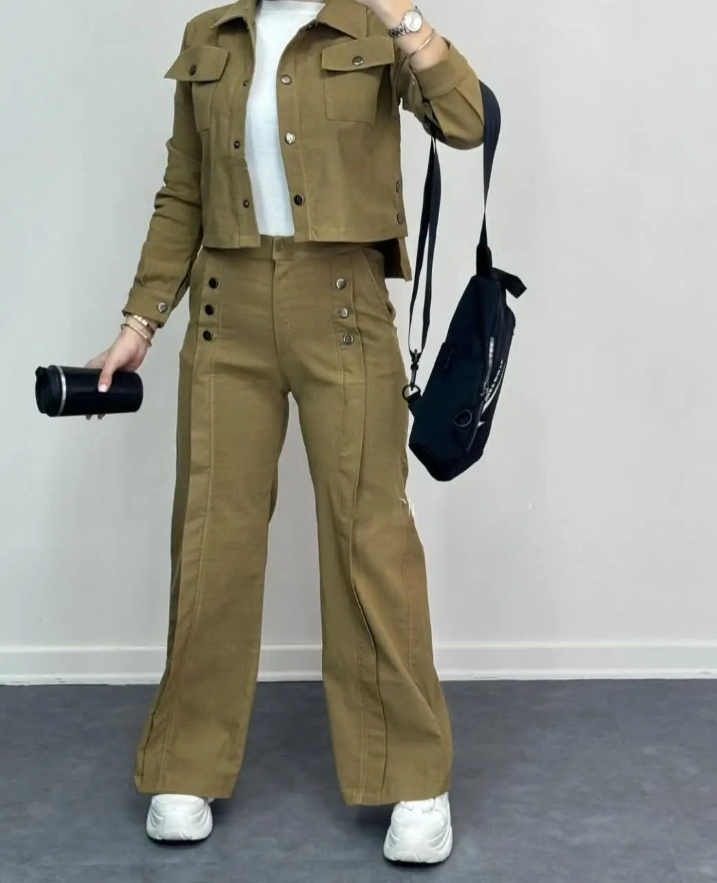 👚 نام: ست تیارا