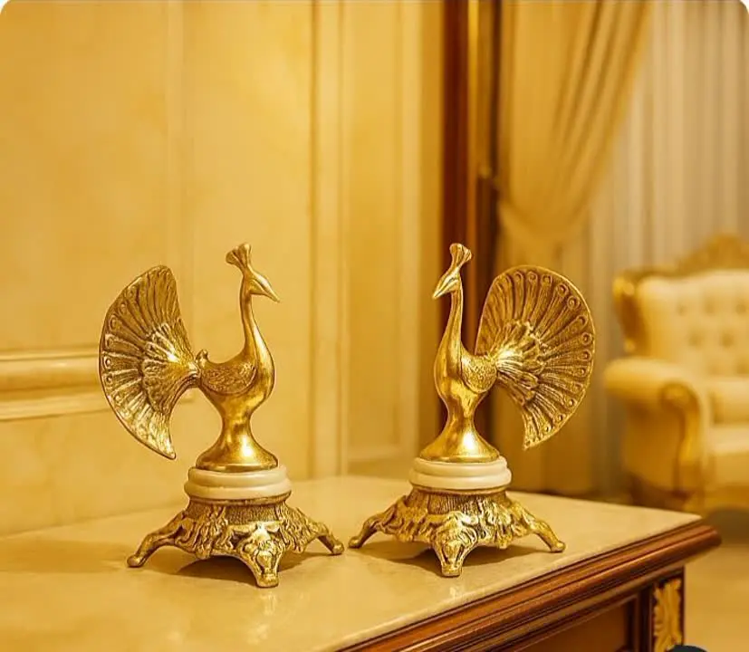 استند طاووس دم پهن تمام برن...