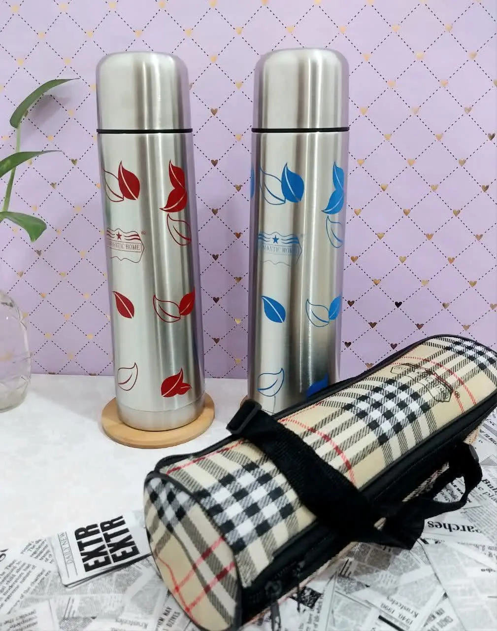 فلاسک یونیک (طرح برگ قرمز) 
