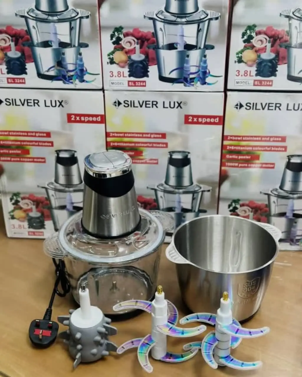  ۳٫۸ لیتر مدل مدل: SL ۳۲۴۴
