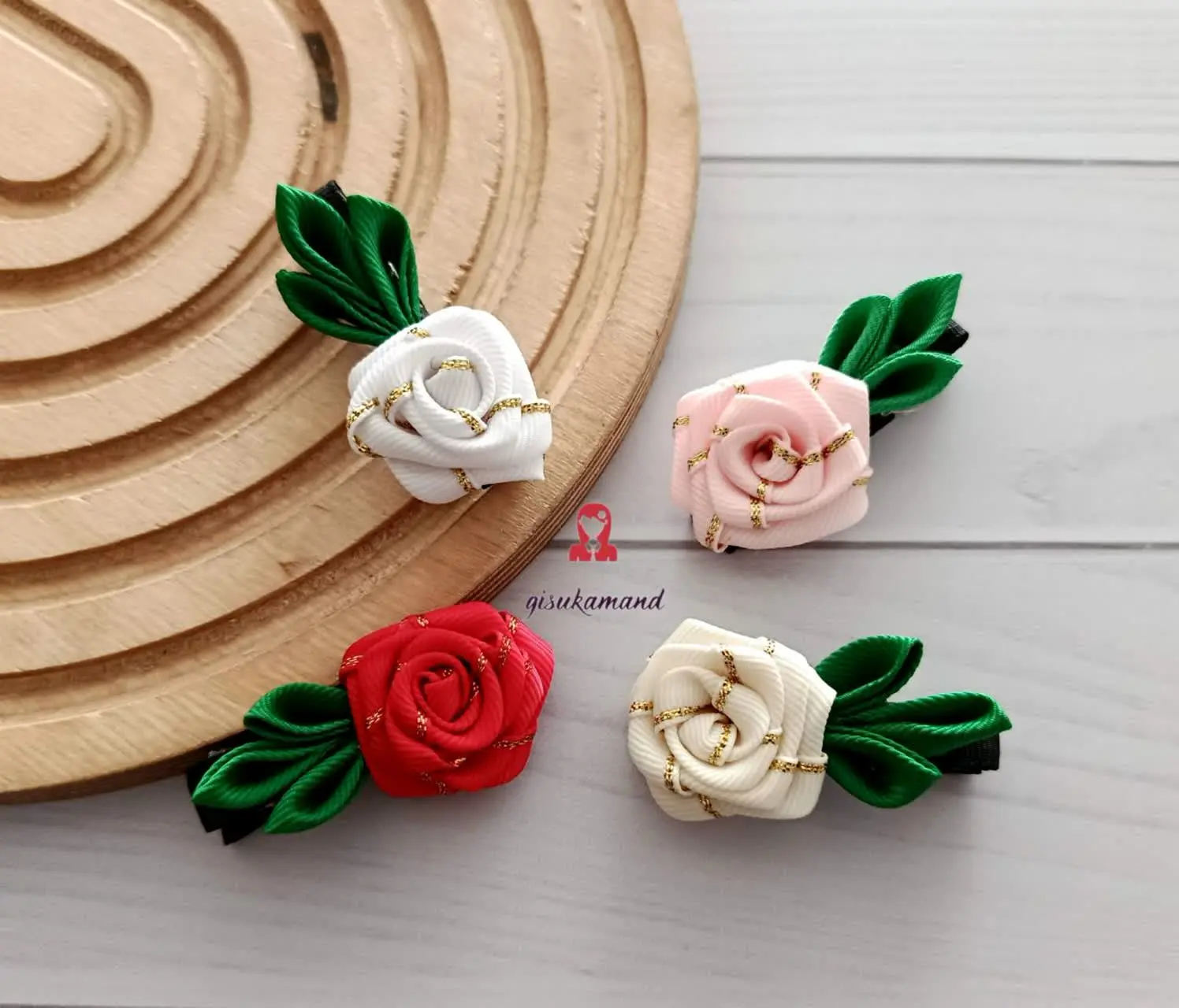 گیره گل رز با روبان لب زری 🌹