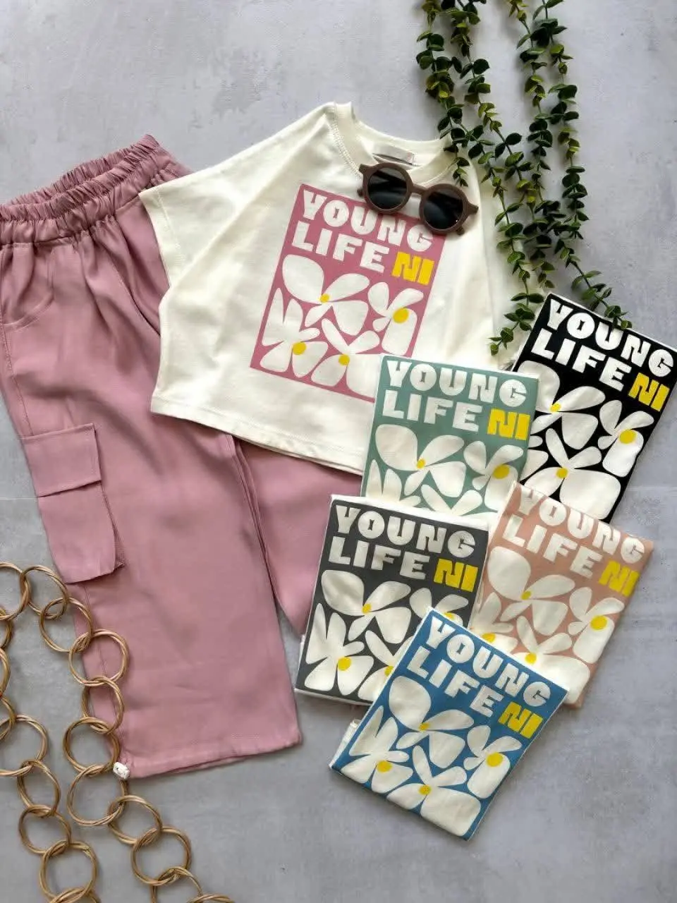 نام: کراپ شلوار گل‌های زیبا
