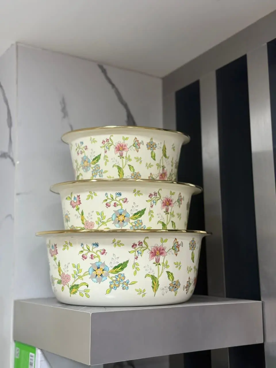 ببین چی اوردم براتون🤩