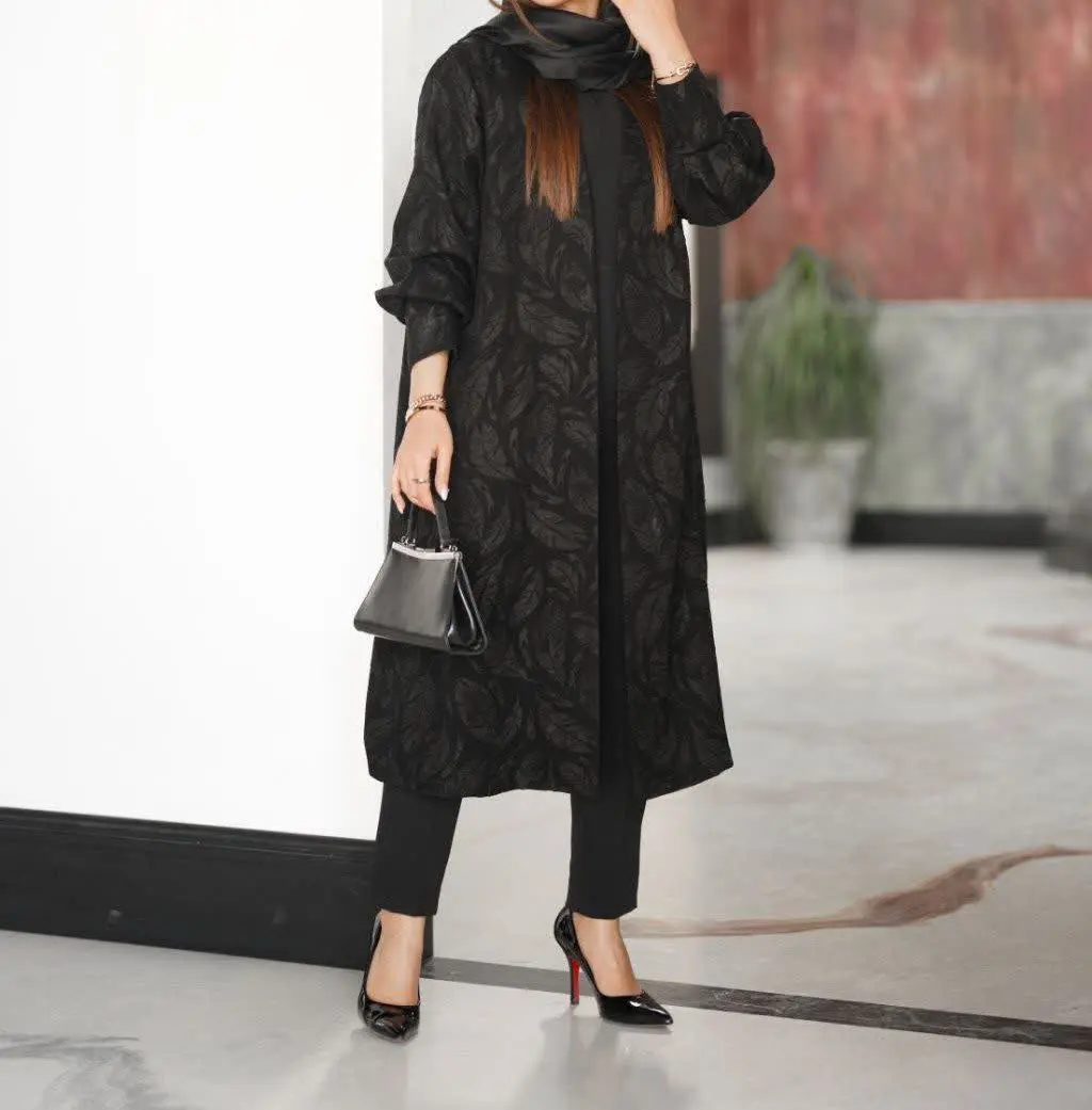 ❣نام: مانتو فکورا
