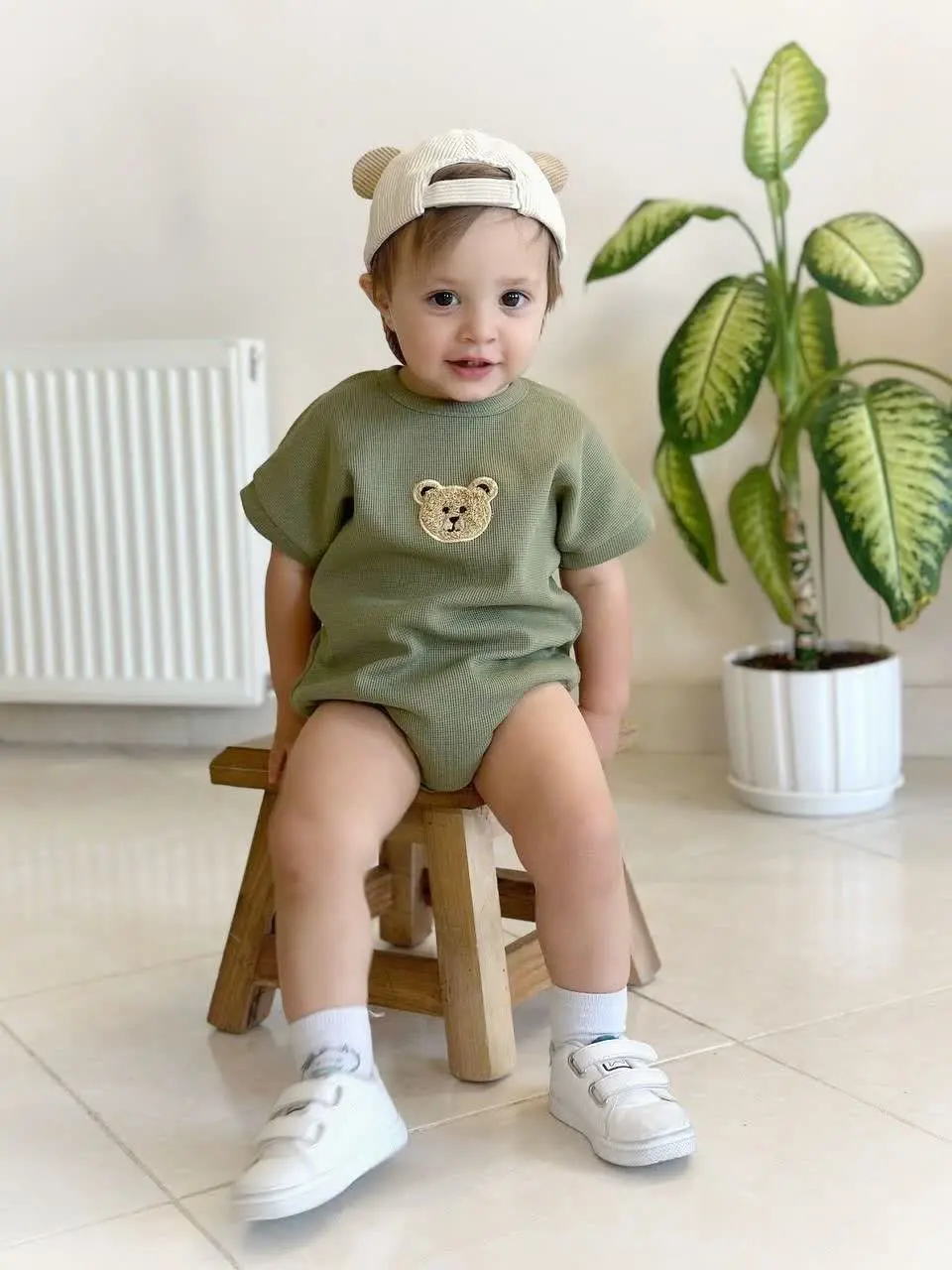 آقا پسرت با این بادی تدی
