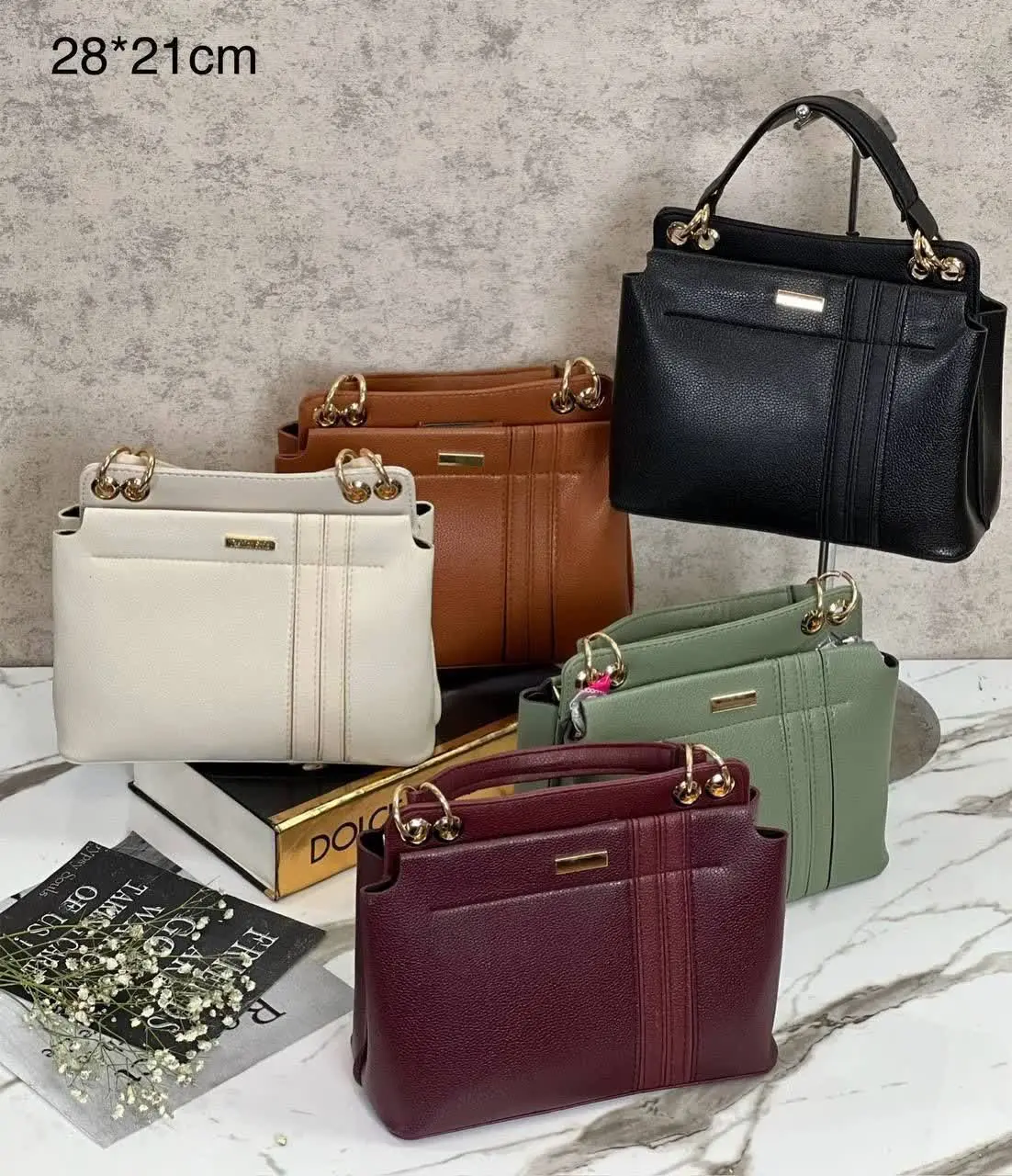 مدل زنانه دسته دار
