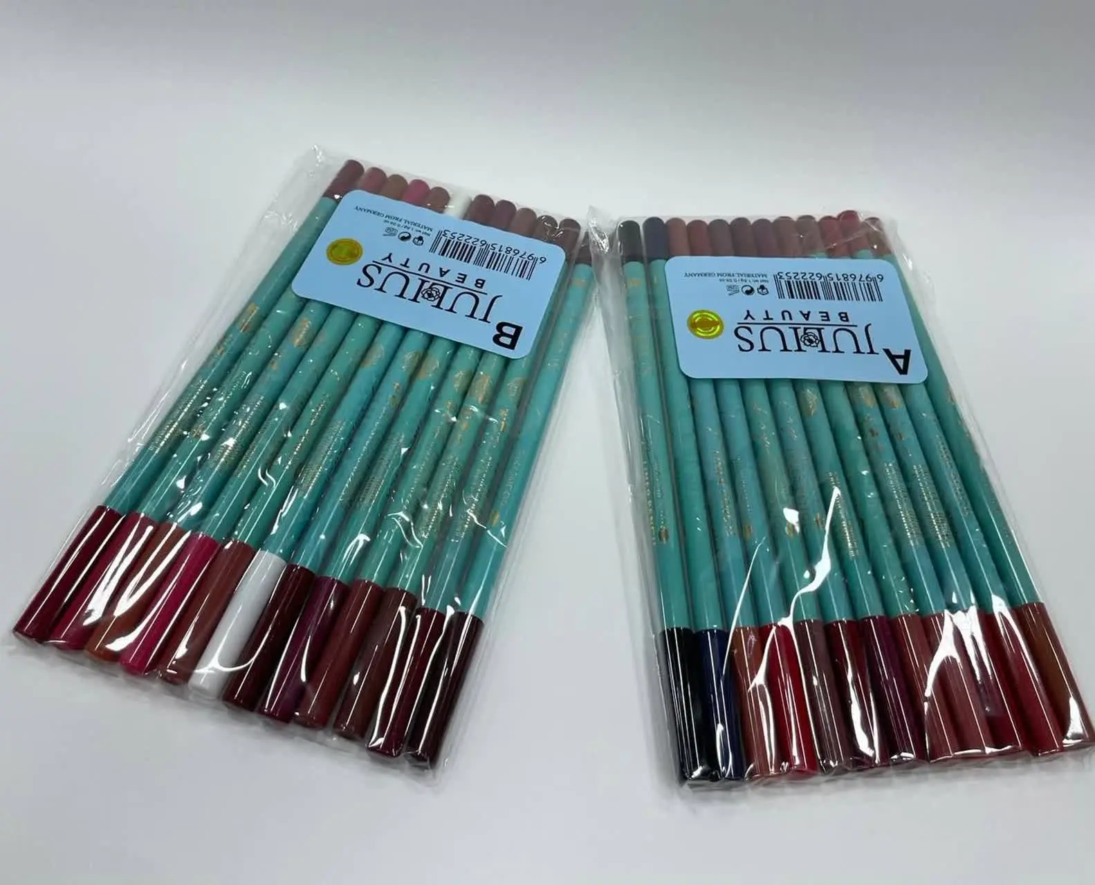 💋قابل استفاده به عنوان مداد...