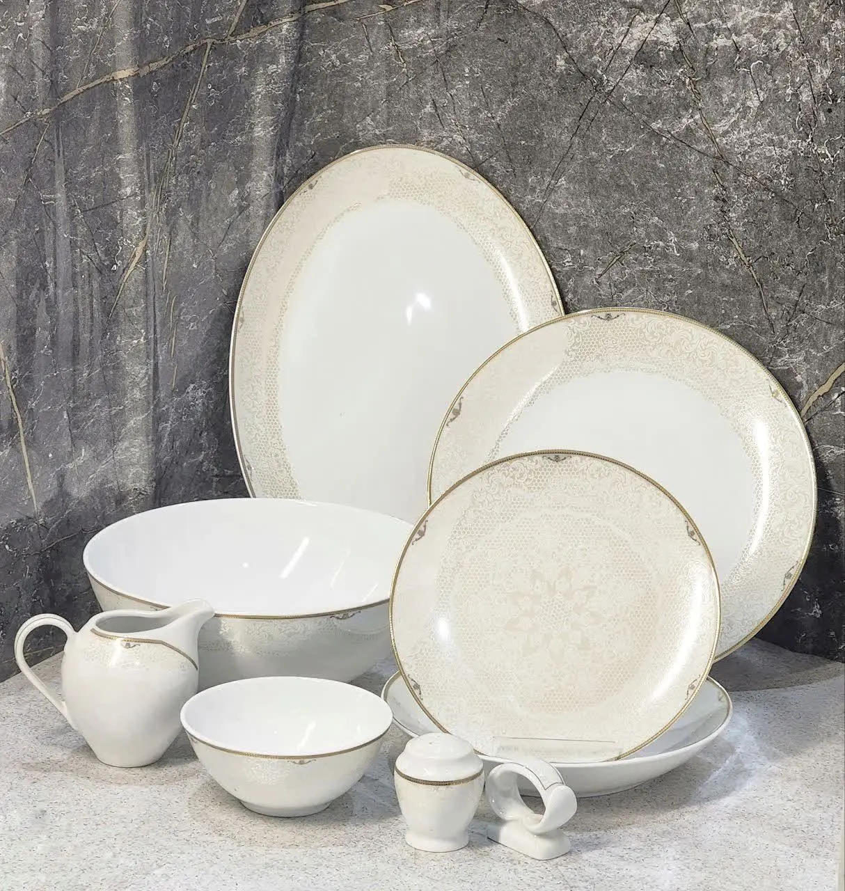 #سرویس چینی ۳۲ پارچه زلفا طلا🍓 تقدیس Parmis 
