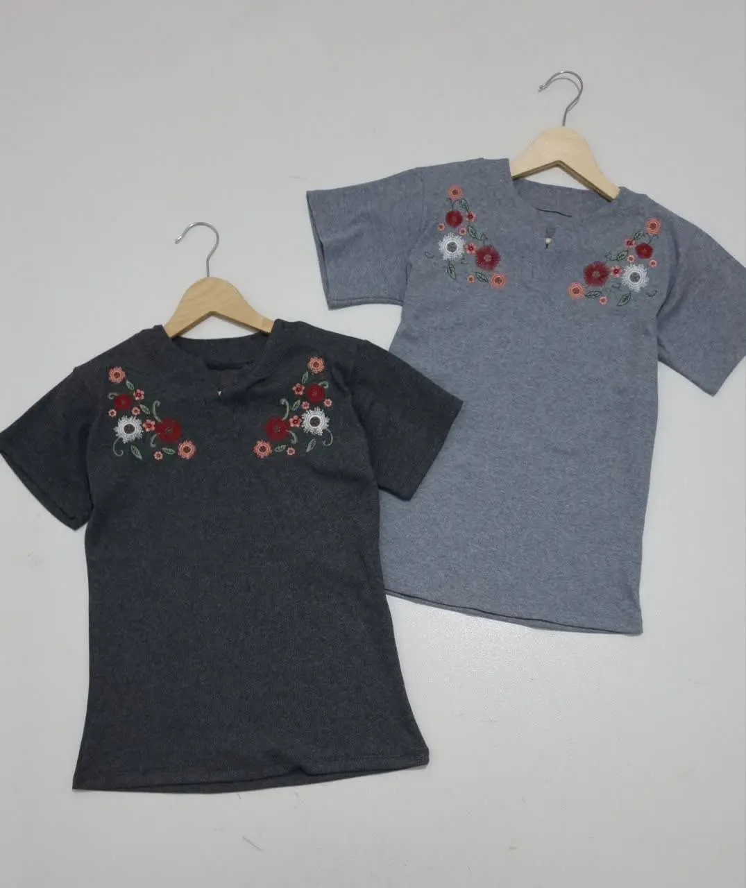 ✒️مدل: #تیشرت #گلدوزی دو طرف
