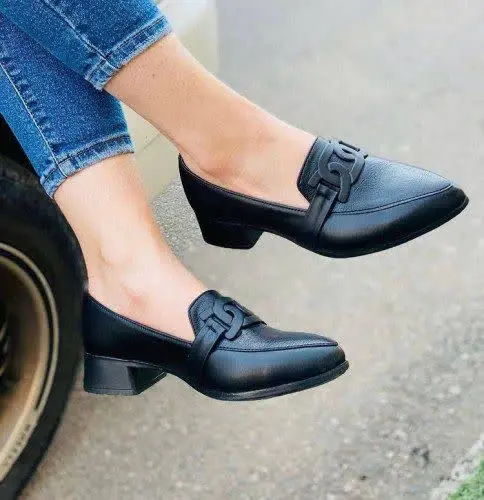 کالج سه‌سانت goldis، دوتیکه سوگو
