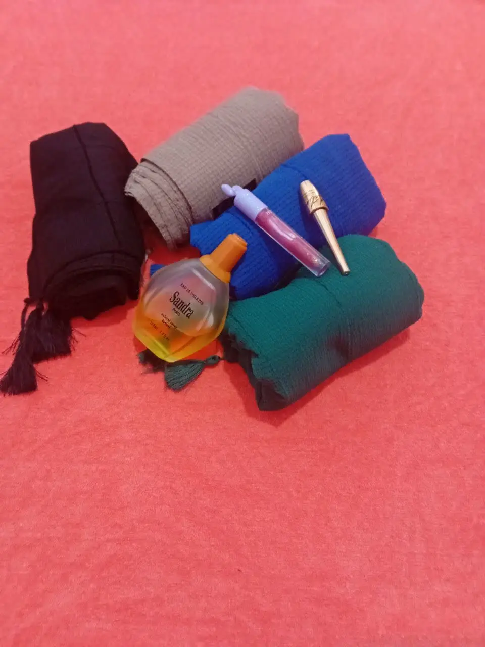 شال نخی جاذبه پفکی. 
