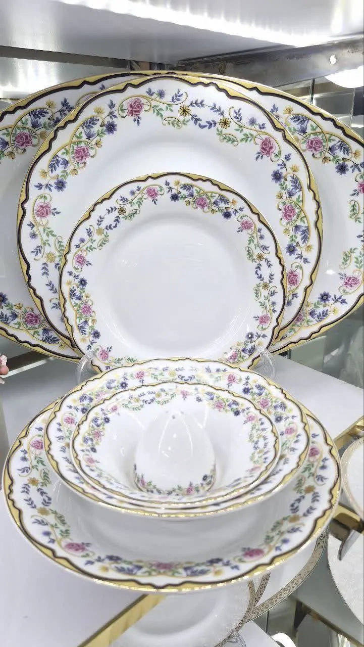 🍽 سرویس ۳۵ پارچه چینی زرین