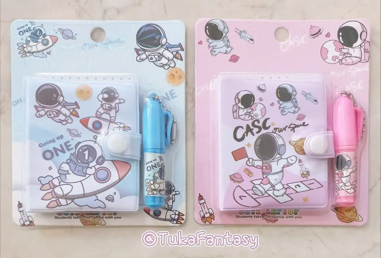 دفترچه خودکارفضانورد
