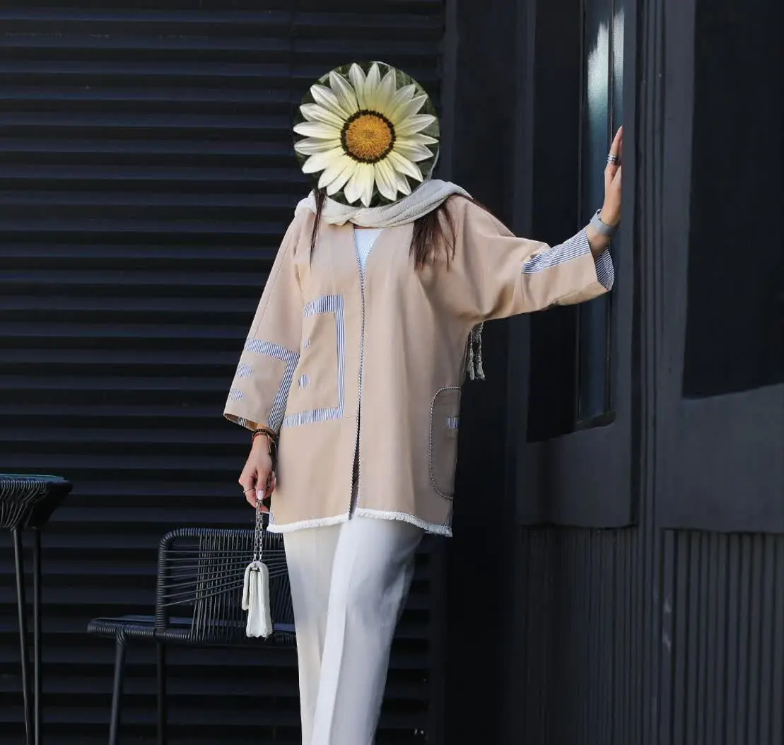 کد ۰۱۵۲: مانتو کاربردی 
