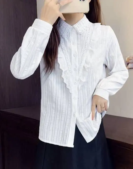 #شومیز یقه خامه دوزی وارداتی 
