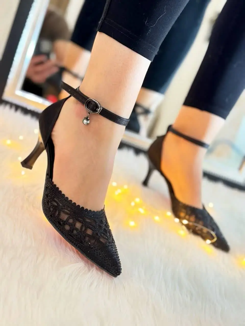 🔸رنگ:   کرم و سفید و مشکی