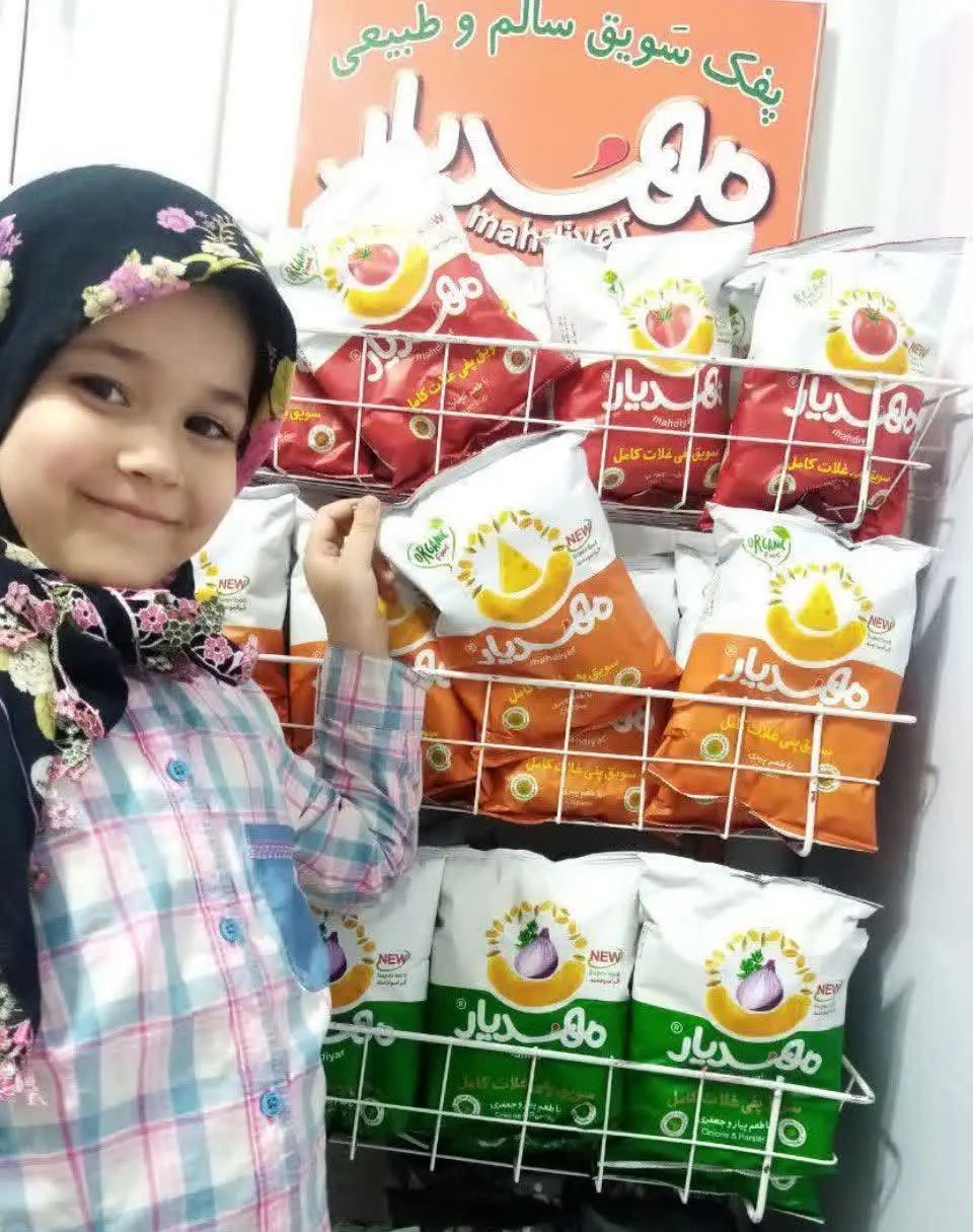 سه طعم خوشمزه پفکای ما رو حتما امتحان کن😋😋😋😋
