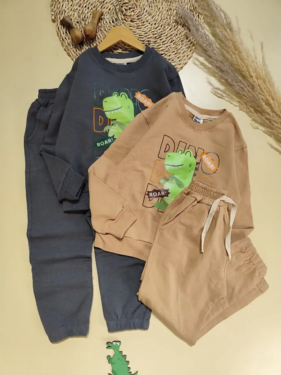 بلوز شلوار دایناسور Happy
