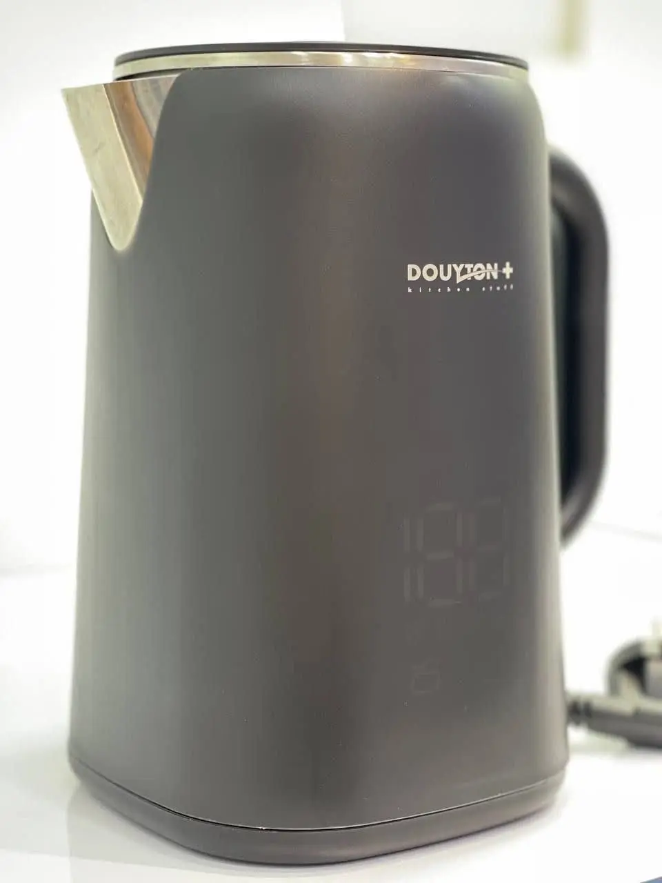 محصولات دایتون پلاس دارای ١٨ ماه ضمانت نامه کتبی وخدمات پس از فروش در سراسر ایران میباشد
