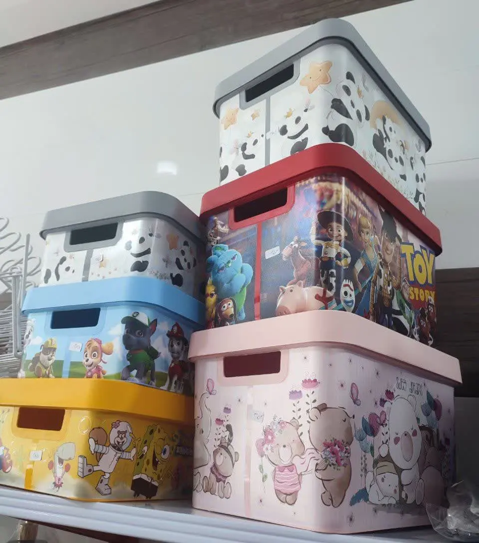 باکس کودک در رنگ وطرح تصویر
