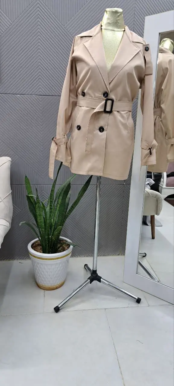 👚 نام: مانتو بارونی مدل کژال
