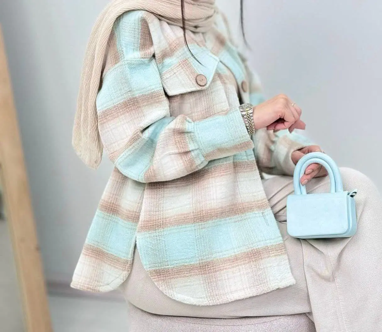 نام: شکت چهارخونه پرستو
