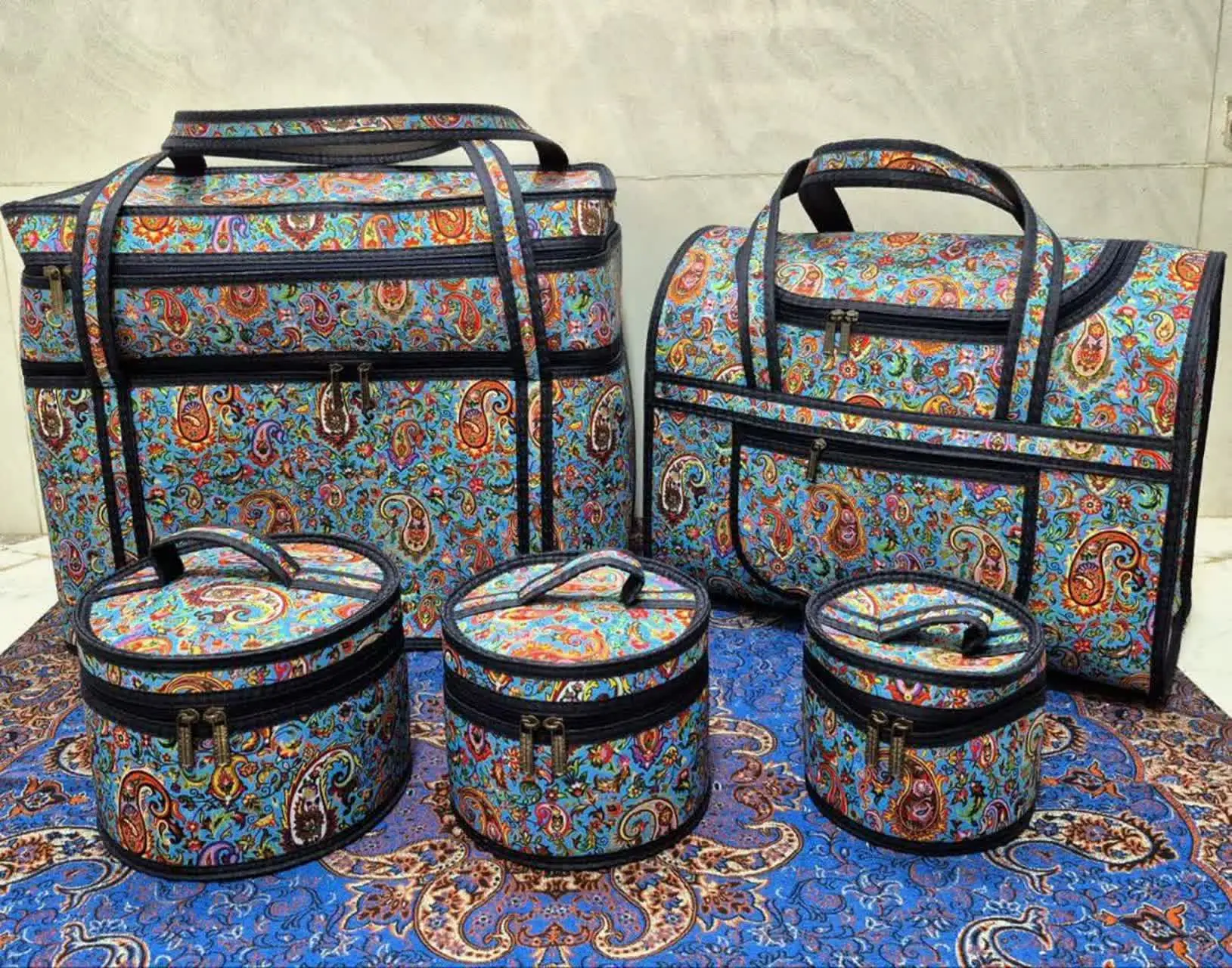 🎄ست چمدانی 👈۵۷۵
